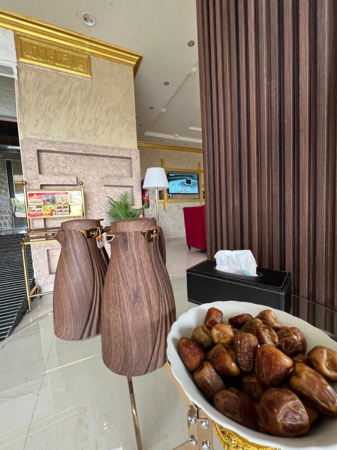 أجنحة ورد للوحدات الفندقية Khamis Mushait Bagian luar foto